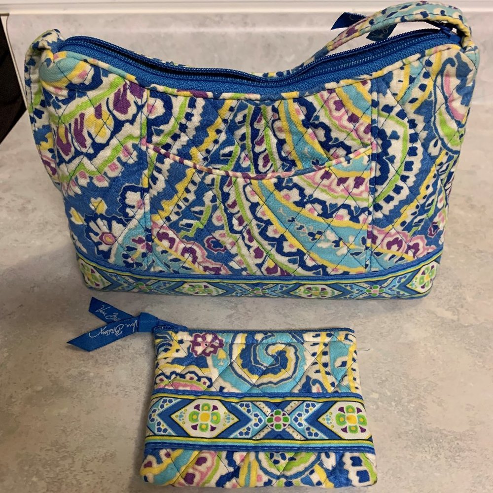 Vera Bradley small handbag and coin purse in Capri Blue pattern